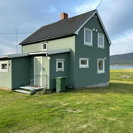 Holiday home Hos Laura & Valdemar *