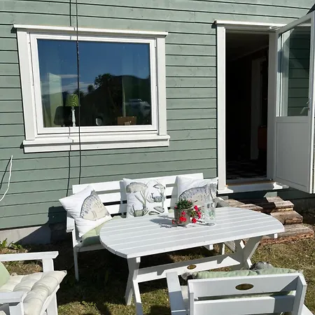 Holiday home Hos Laura & Valdemar *