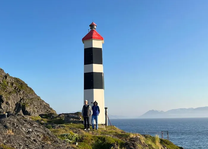 Hos Laura & Valdemar Nord-Lenangen