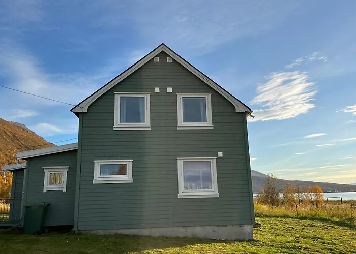 Hos Laura & Valdemar Nord-Lenangen