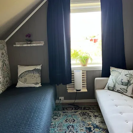 Hos Laura & Valdemar Nyaraló Nord-Lenangen